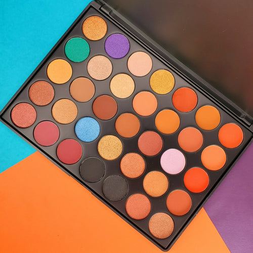 Load image into Gallery viewer, Purple Dusk High Pigment Eyeshadow Palette