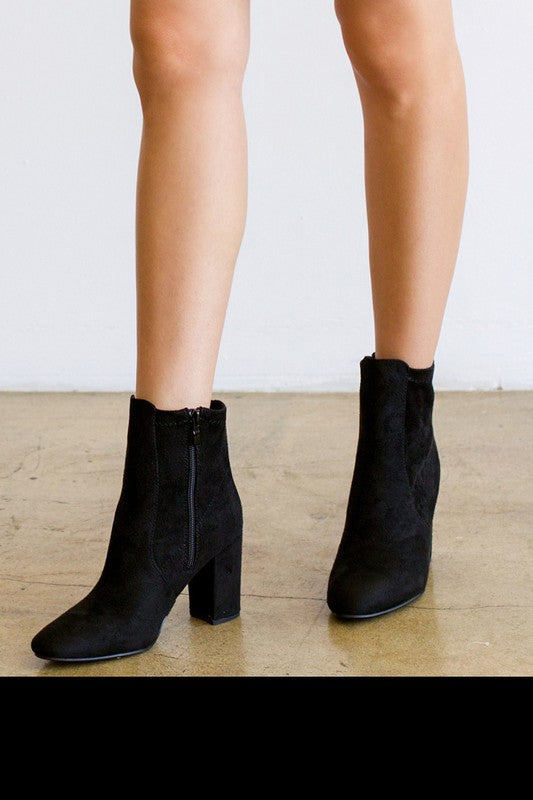 [LIMITED TIME OFFER !!!] Women's Faux Suede Chunky Heel Ankle Booties